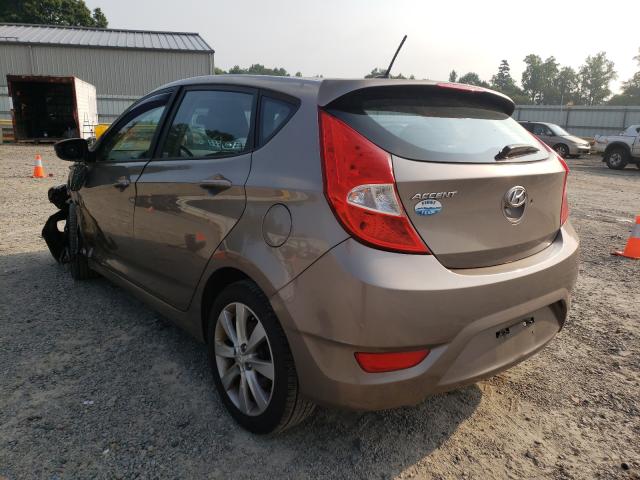 Photo 2 VIN: KMHCU5AE3DU103867 - HYUNDAI ACCENT GLS 