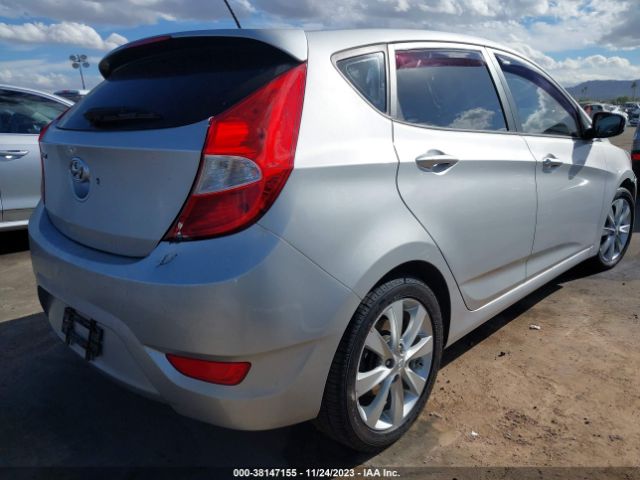 Photo 5 VIN: KMHCU5AE3EU153668 - HYUNDAI ACCENT 