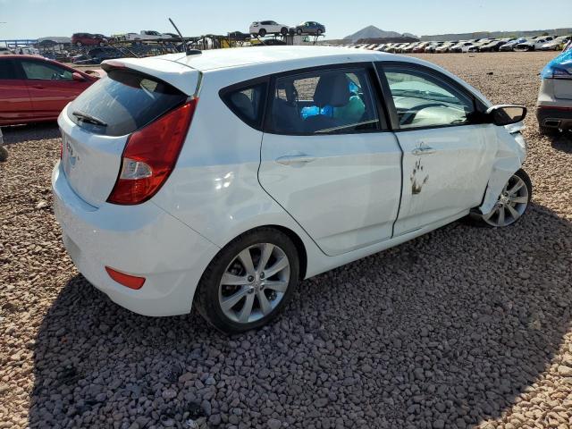 Photo 2 VIN: KMHCU5AE4CU005526 - HYUNDAI ACCENT 