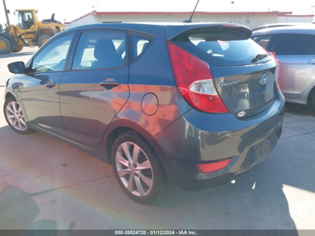 Photo 2 VIN: KMHCU5AE4CU013478 - HYUNDAI ACCENT 