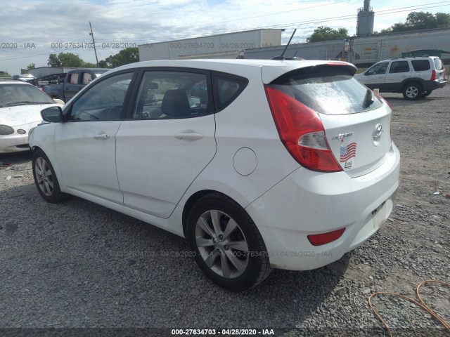 Photo 2 VIN: KMHCU5AE4CU037568 - HYUNDAI ACCENT 