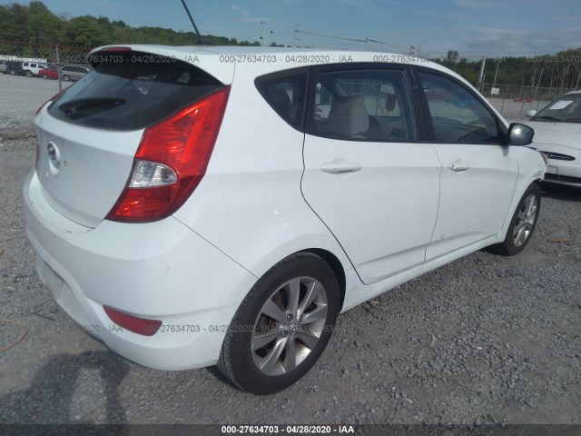 Photo 3 VIN: KMHCU5AE4CU037568 - HYUNDAI ACCENT 