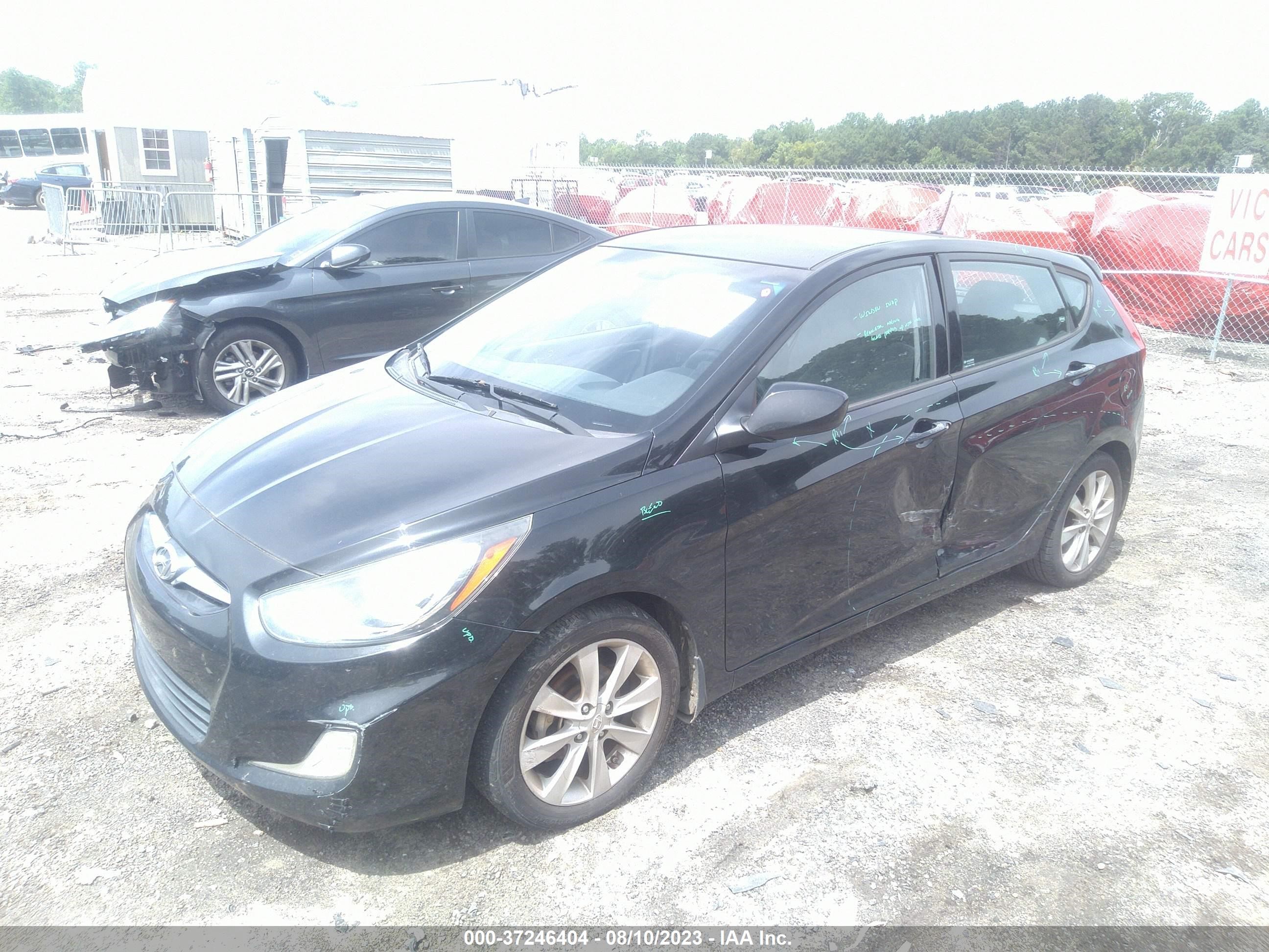 Photo 1 VIN: KMHCU5AE4CU045881 - HYUNDAI ACCENT 