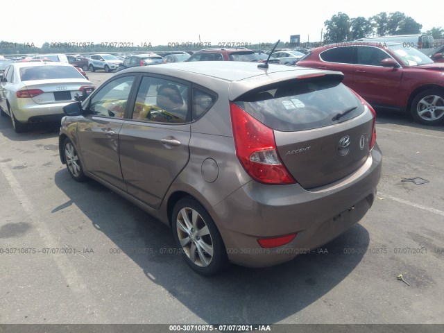 Photo 2 VIN: KMHCU5AE5CU052998 - HYUNDAI ACCENT 