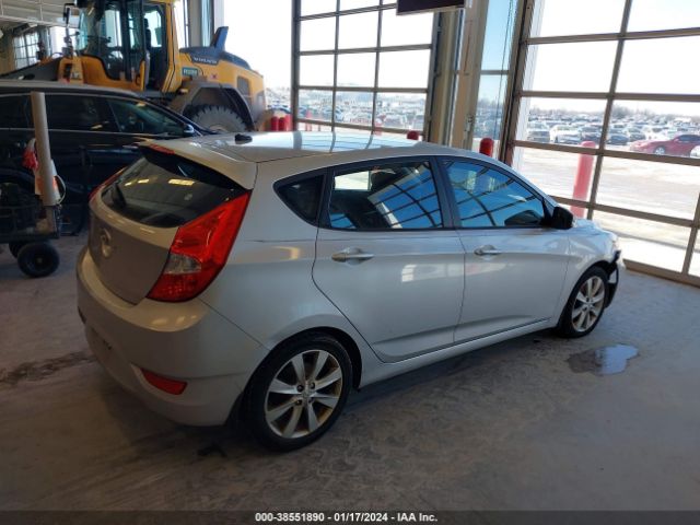 Photo 3 VIN: KMHCU5AE5DU066207 - HYUNDAI ACCENT 