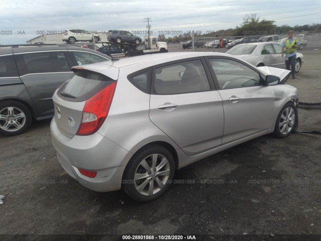 Photo 3 VIN: KMHCU5AE5DU074808 - HYUNDAI ACCENT 