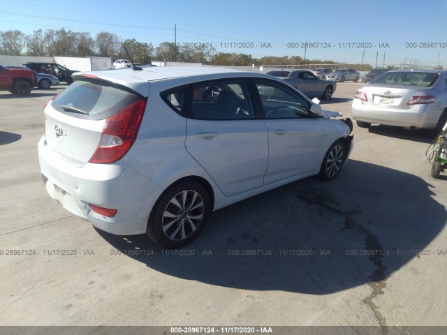 Photo 3 VIN: KMHCU5AE5HU359983 - HYUNDAI ACCENT 