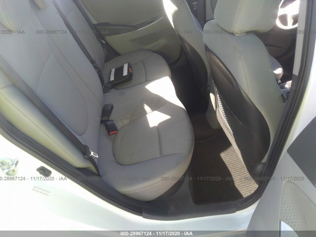 Photo 7 VIN: KMHCU5AE5HU359983 - HYUNDAI ACCENT 