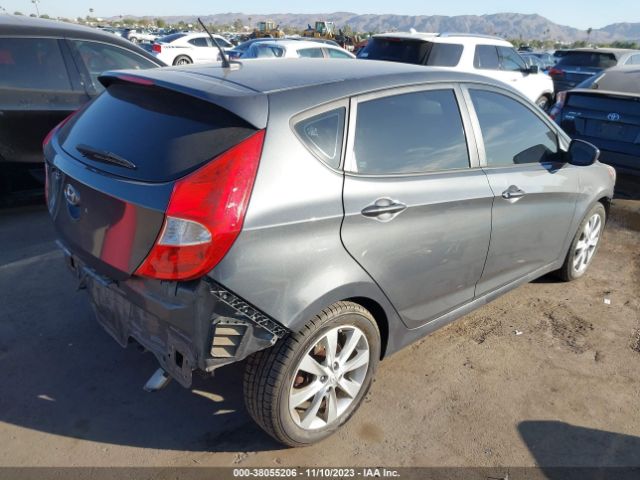 Photo 3 VIN: KMHCU5AE6CU002370 - HYUNDAI ACCENT 