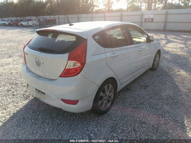 Photo 3 VIN: KMHCU5AE6CU003275 - HYUNDAI ACCENT 