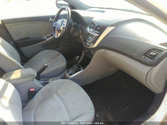 Photo 4 VIN: KMHCU5AE6CU003275 - HYUNDAI ACCENT 