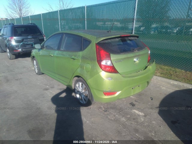 Photo 2 VIN: KMHCU5AE6CU024417 - HYUNDAI ACCENT 