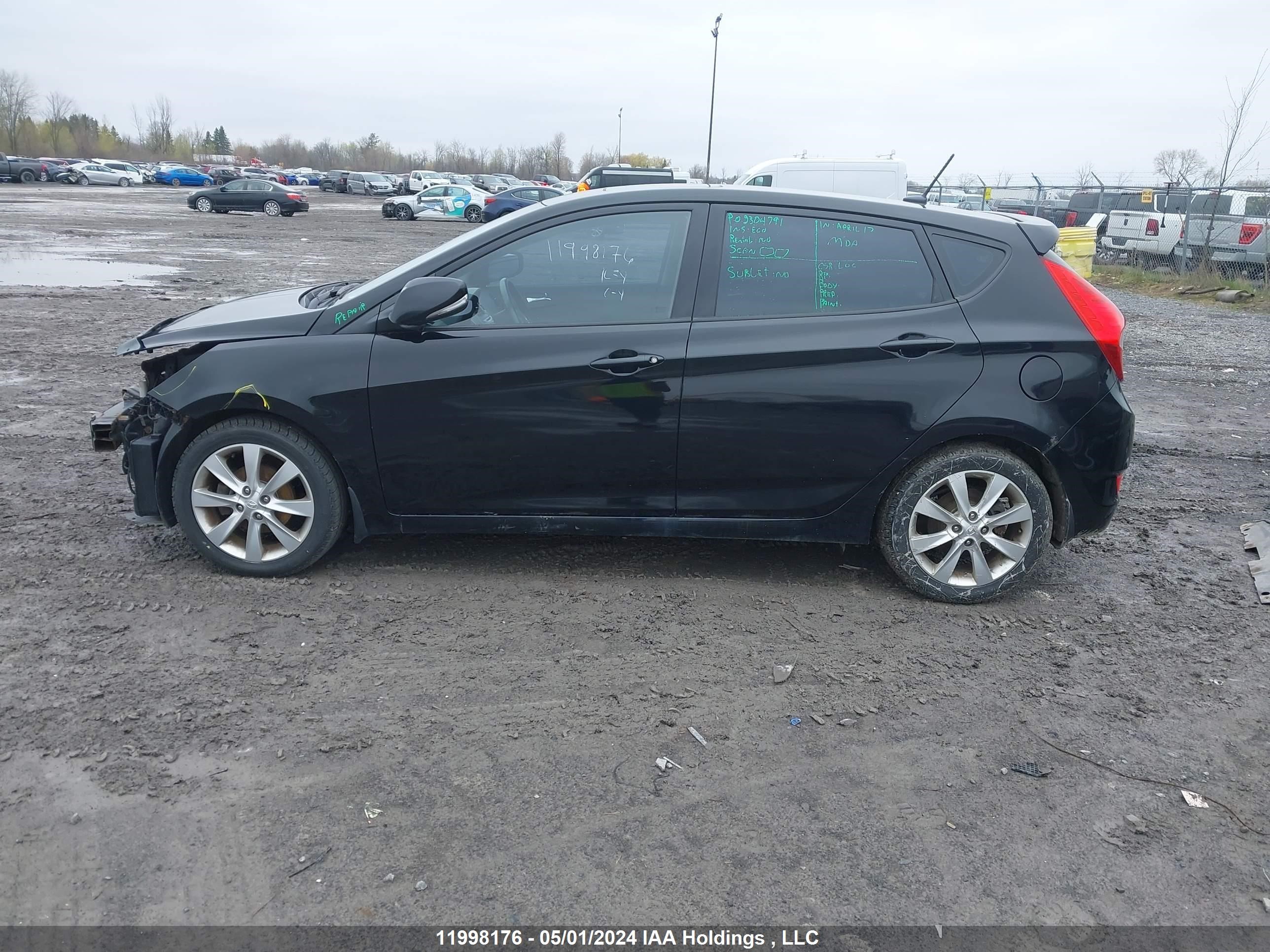 Photo 14 VIN: KMHCU5AE6CU057076 - HYUNDAI ACCENT 