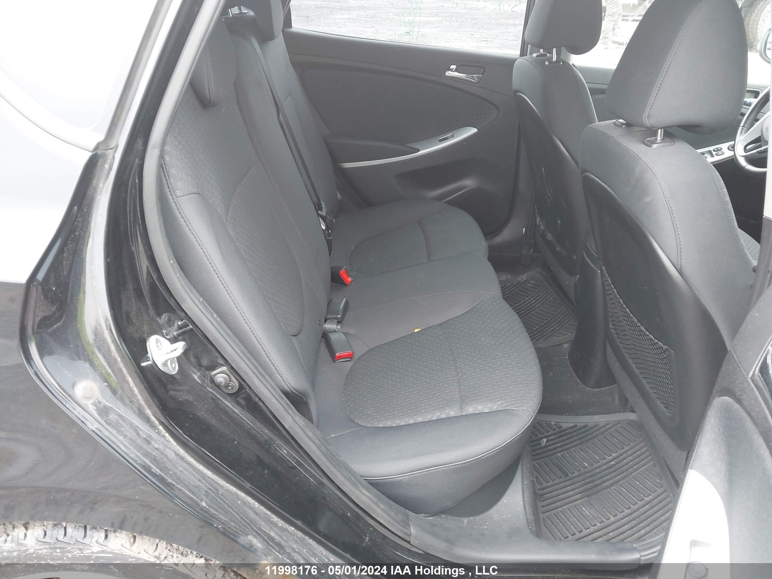 Photo 7 VIN: KMHCU5AE6CU057076 - HYUNDAI ACCENT 