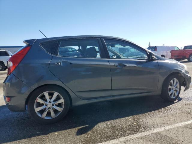 Photo 2 VIN: KMHCU5AE6DU074087 - HYUNDAI ACCENT 