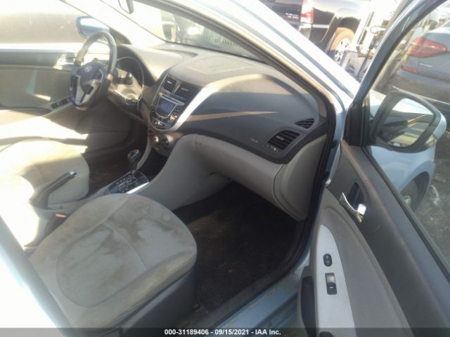 Photo 4 VIN: KMHCU5AE6DU122753 - HYUNDAI ACCENT 