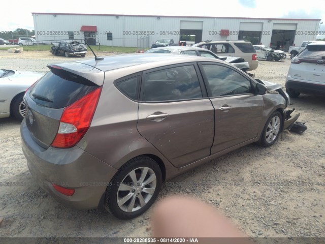 Photo 3 VIN: KMHCU5AE6DU140217 - HYUNDAI ACCENT 