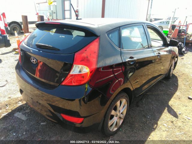 Photo 3 VIN: KMHCU5AE6EU142938 - HYUNDAI ACCENT 