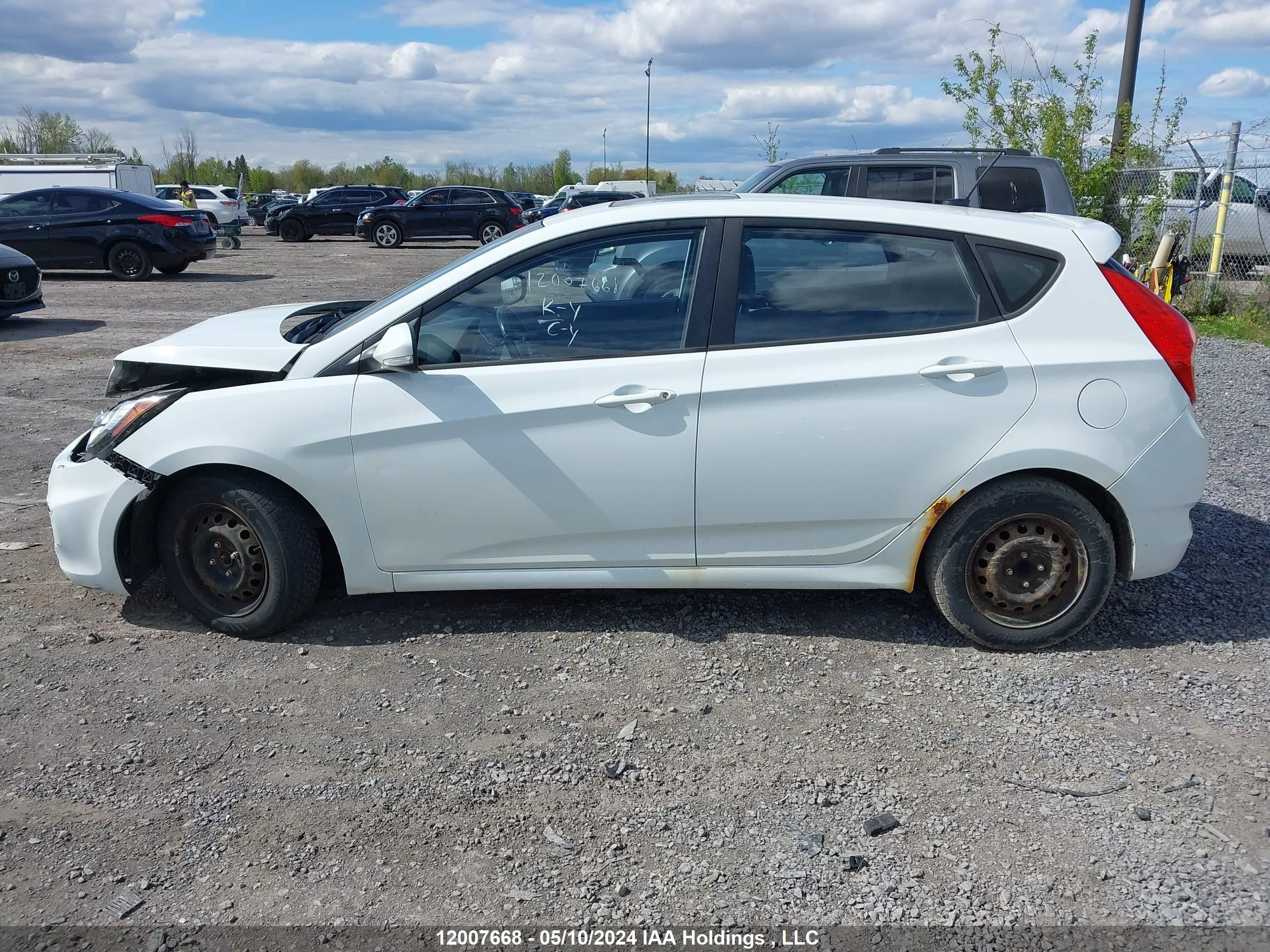 Photo 13 VIN: KMHCU5AE6EU197437 - HYUNDAI ACCENT 