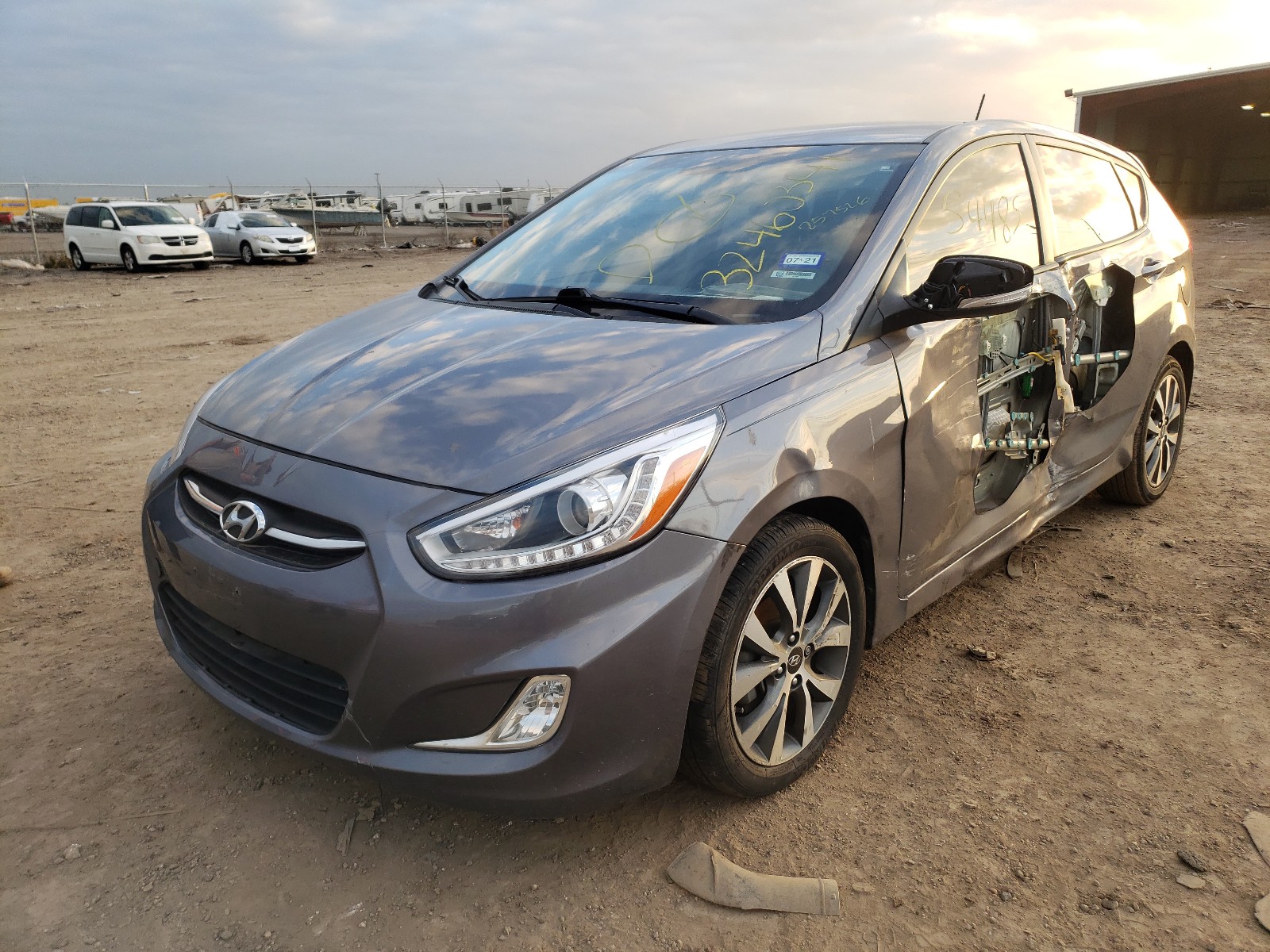 Photo 1 VIN: KMHCU5AE6GU257526 - HYUNDAI ACCENT SPO 