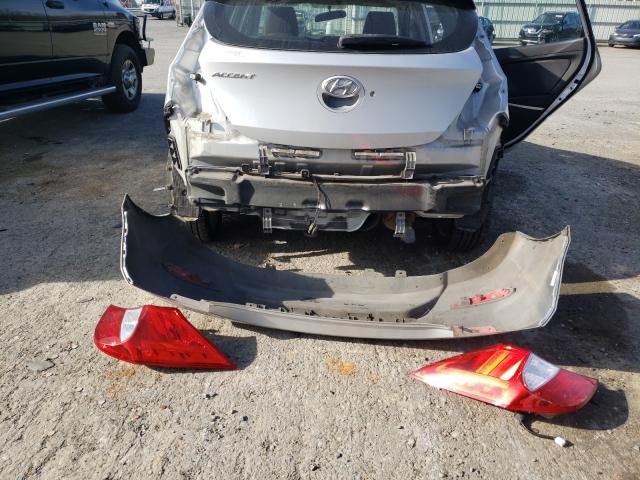 Photo 8 VIN: KMHCU5AE7CU006556 - HYUNDAI ACCENT GLS 