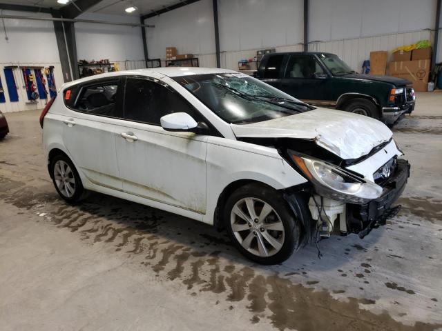 Photo 3 VIN: KMHCU5AE7CU016052 - HYUNDAI ACCENT 