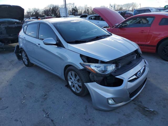 Photo 3 VIN: KMHCU5AE7CU043199 - HYUNDAI ACCENT GLS 