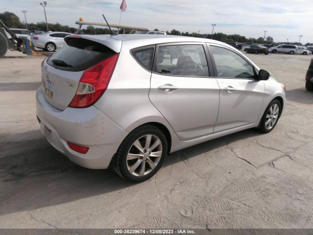 Photo 3 VIN: KMHCU5AE7EU182171 - HYUNDAI ACCENT 