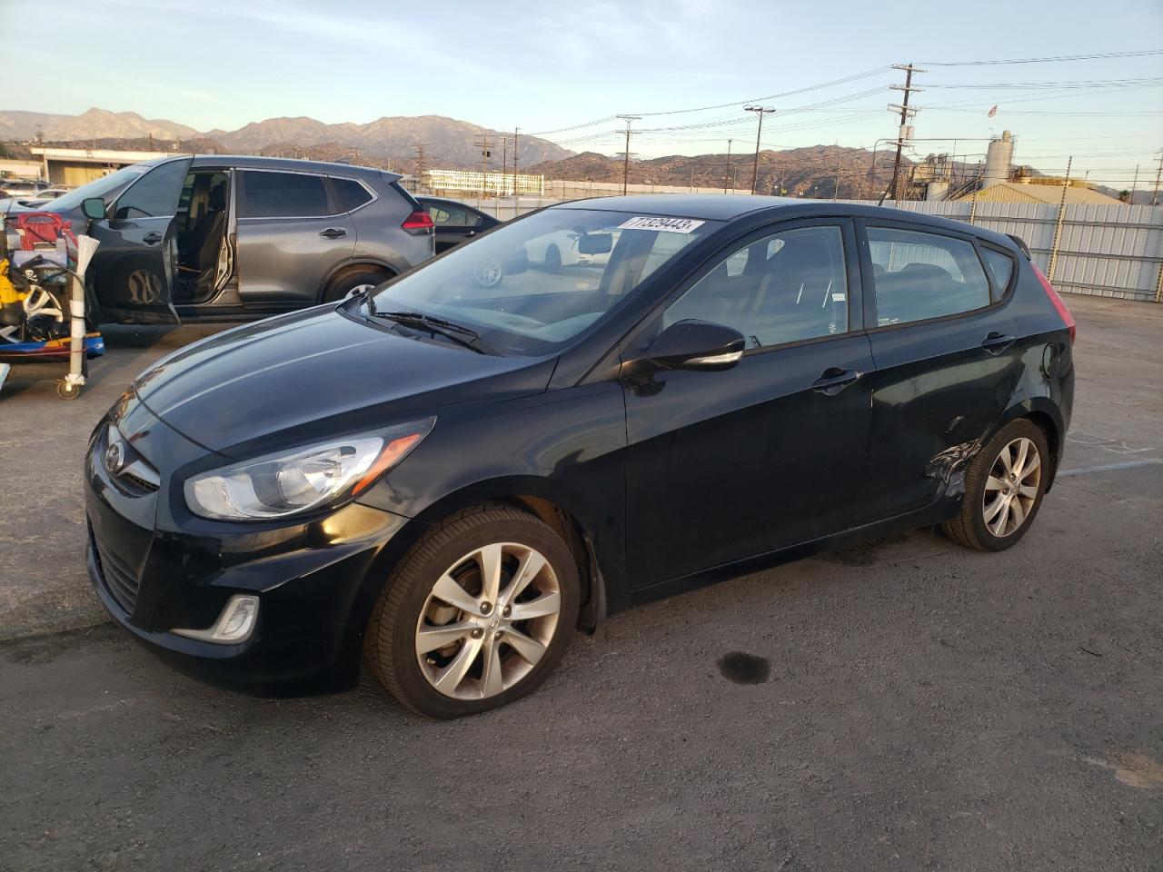 Photo 0 VIN: KMHCU5AE9DU096844 - HYUNDAI ACCENT 