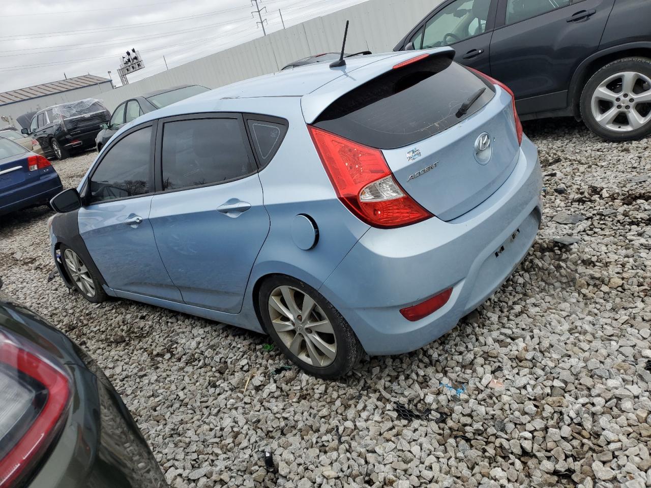 Photo 1 VIN: KMHCU5AEXCU049823 - HYUNDAI ACCENT 