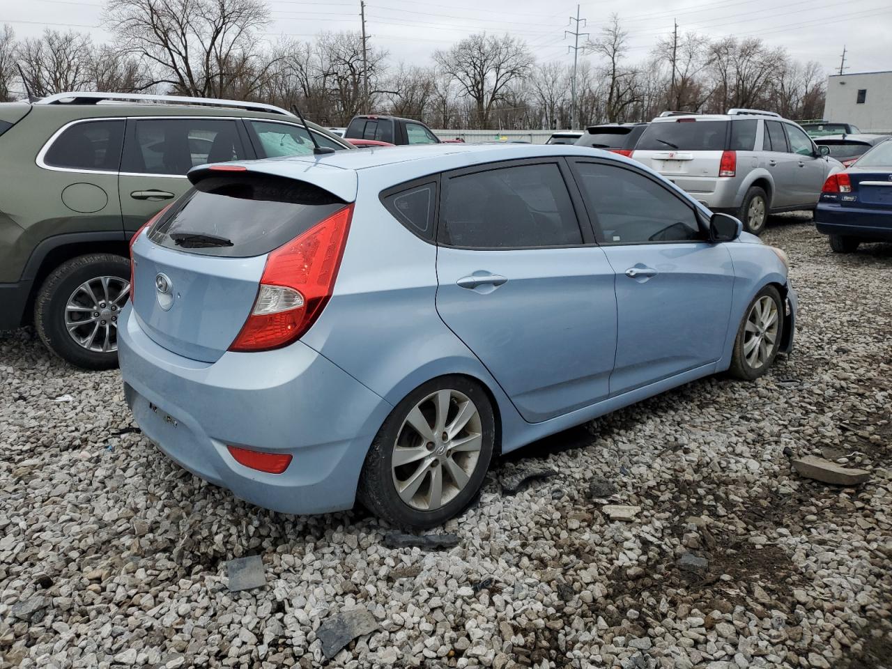 Photo 2 VIN: KMHCU5AEXCU049823 - HYUNDAI ACCENT 