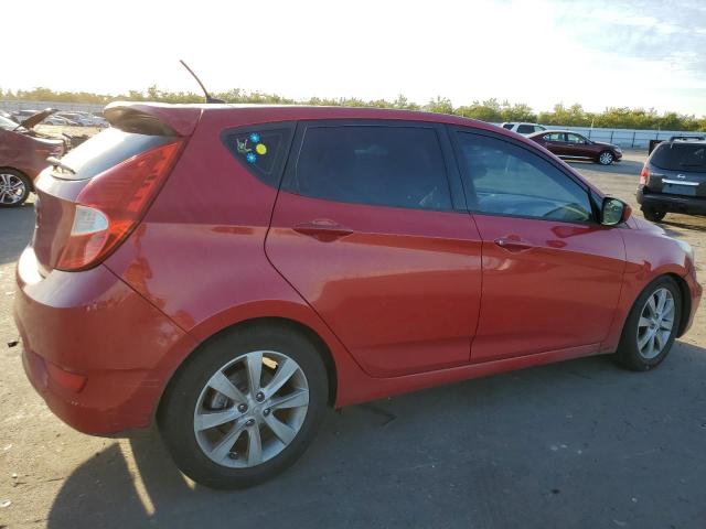 Photo 2 VIN: KMHCU5AEXCU059199 - HYUNDAI ACCENT 