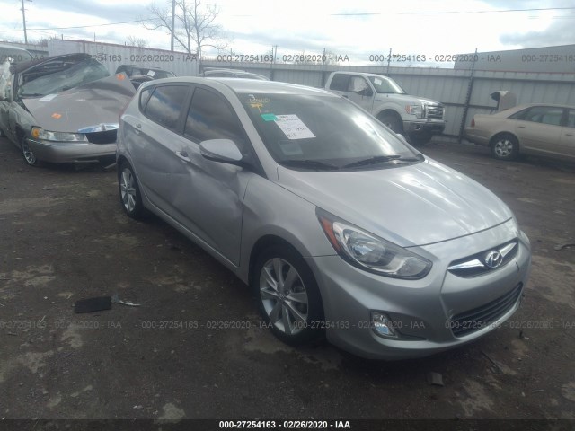 Photo 0 VIN: KMHCU5AEXDU074643 - HYUNDAI ACCENT 