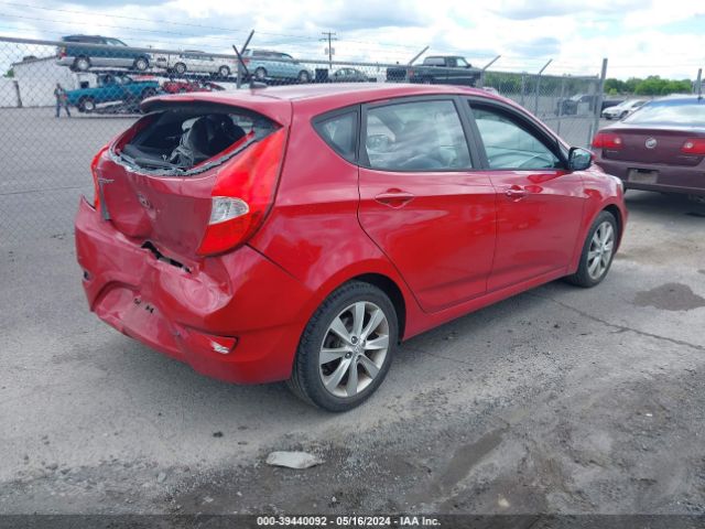 Photo 3 VIN: KMHCU5AEXDU107995 - HYUNDAI ACCENT 