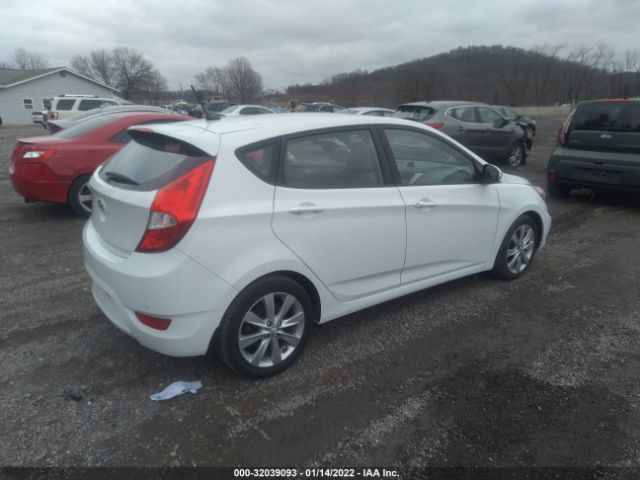 Photo 3 VIN: KMHCU5AEXDU138521 - HYUNDAI ACCENT 