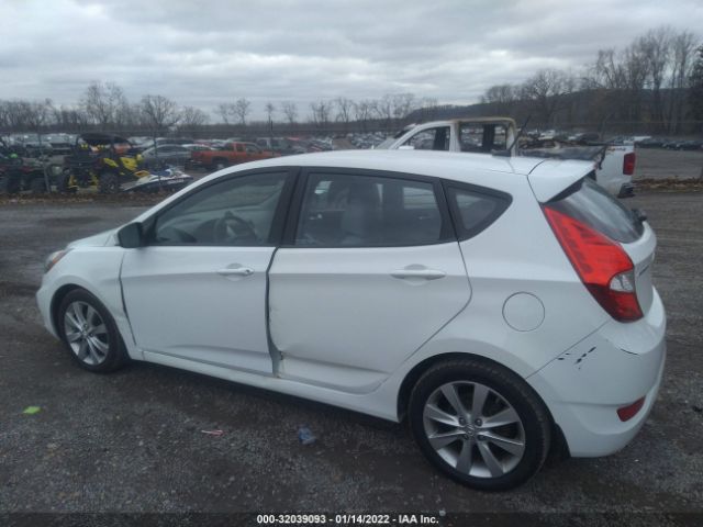 Photo 5 VIN: KMHCU5AEXDU138521 - HYUNDAI ACCENT 