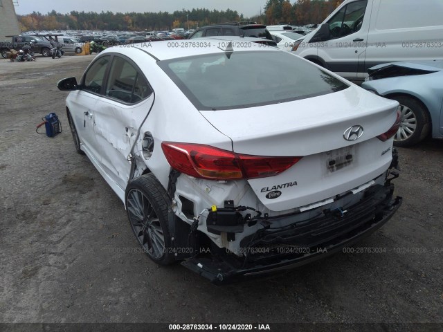 Photo 2 VIN: KMHD04LB0HU338519 - HYUNDAI ELANTRA 