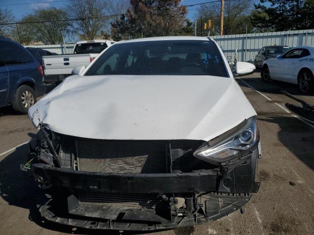 Photo 4 VIN: KMHD04LB0HU355613 - HYUNDAI ELANTRA 