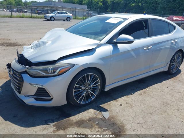 Photo 1 VIN: KMHD04LB0JU497692 - HYUNDAI ELANTRA 