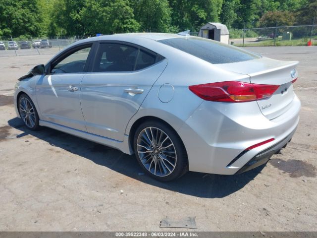 Photo 2 VIN: KMHD04LB0JU497692 - HYUNDAI ELANTRA 