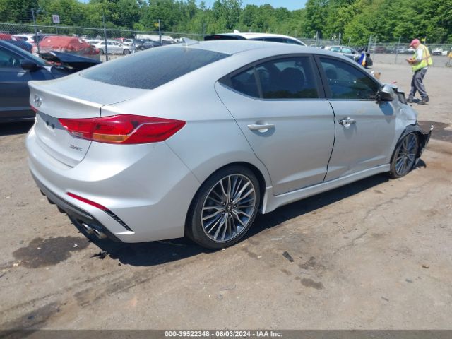 Photo 3 VIN: KMHD04LB0JU497692 - HYUNDAI ELANTRA 