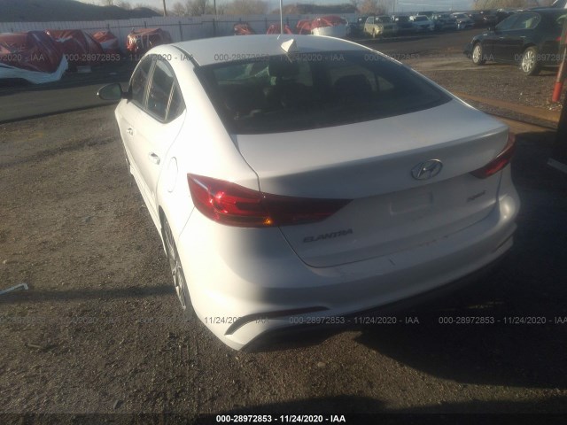 Photo 2 VIN: KMHD04LB0JU680204 - HYUNDAI ELANTRA 