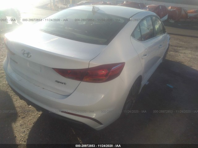 Photo 3 VIN: KMHD04LB0JU680204 - HYUNDAI ELANTRA 