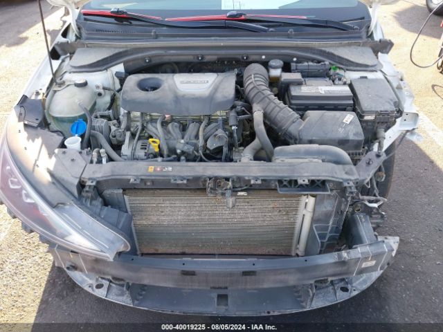 Photo 9 VIN: KMHD04LB1LU039842 - HYUNDAI ELANTRA 