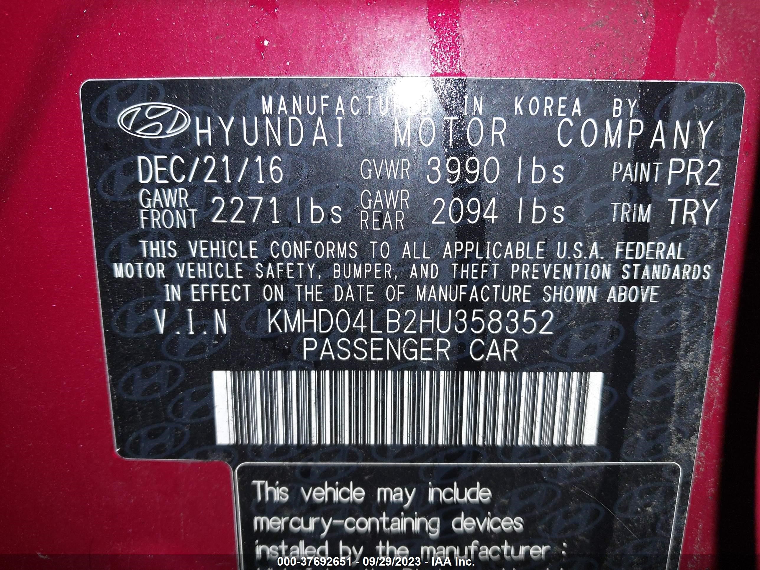 Photo 8 VIN: KMHD04LB2HU358352 - HYUNDAI ELANTRA 