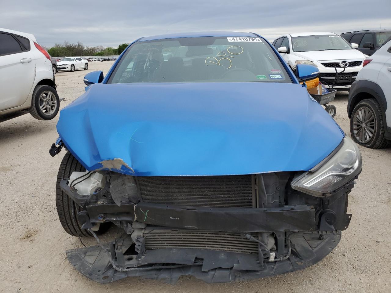 Photo 4 VIN: KMHD04LB2HU364541 - HYUNDAI ELANTRA 