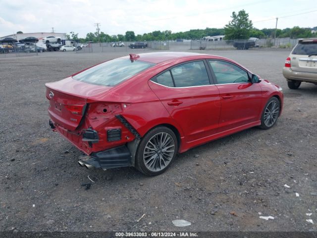 Photo 3 VIN: KMHD04LB2JU524892 - HYUNDAI ELANTRA 