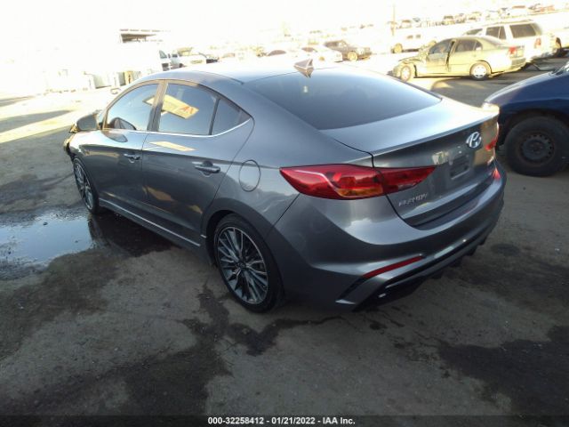 Photo 2 VIN: KMHD04LB2JU563174 - HYUNDAI ELANTRA 