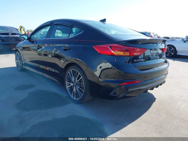 Photo 2 VIN: KMHD04LB2JU614186 - HYUNDAI ELANTRA 