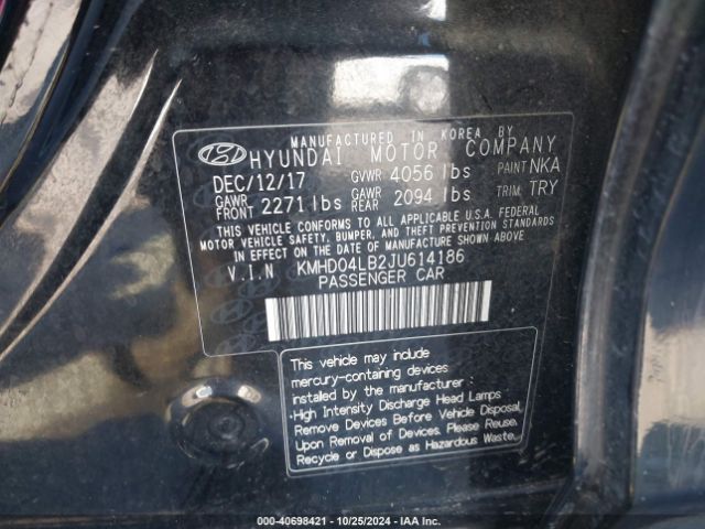 Photo 8 VIN: KMHD04LB2JU614186 - HYUNDAI ELANTRA 